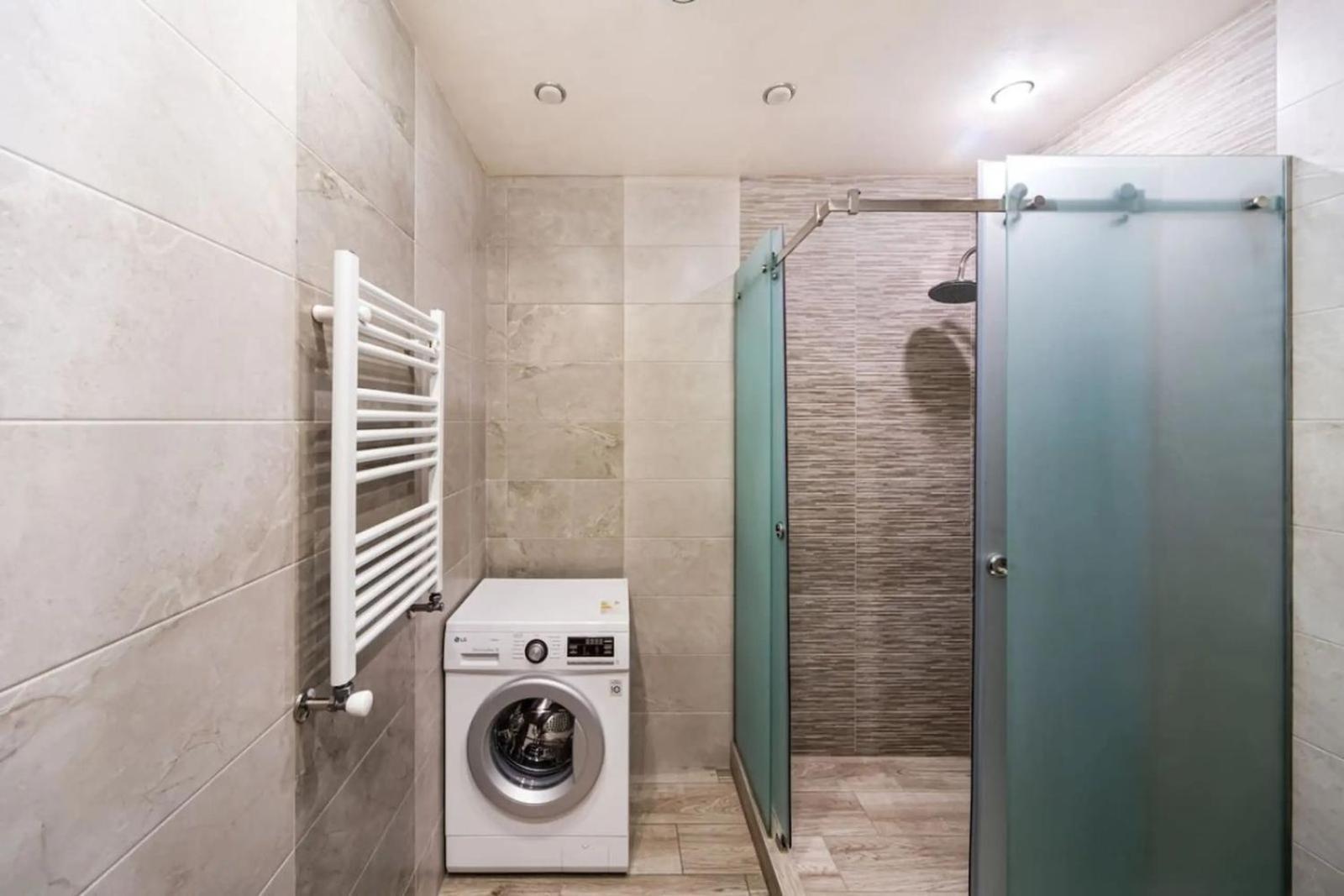 Fantastic Apartments Near Republic Square, Perfect Location, Mystreet Company Єреван Екстер'єр фото