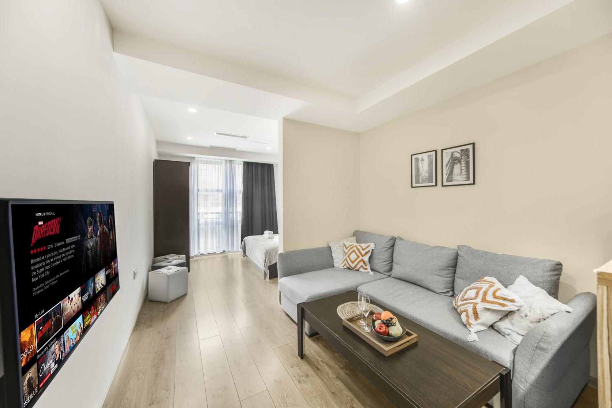 Fantastic Apartments Near Republic Square, Perfect Location, Mystreet Company Єреван Екстер'єр фото